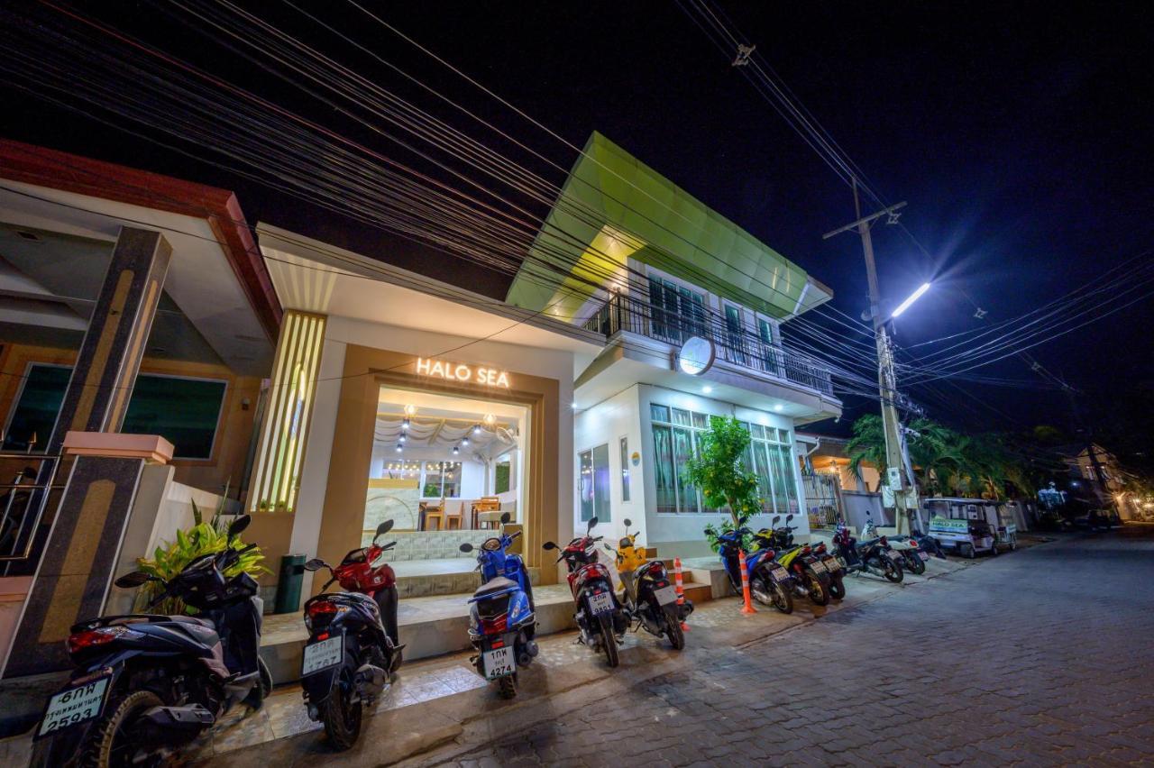 Halo Sea Koh Larn Hotel Pattaya Exterior photo