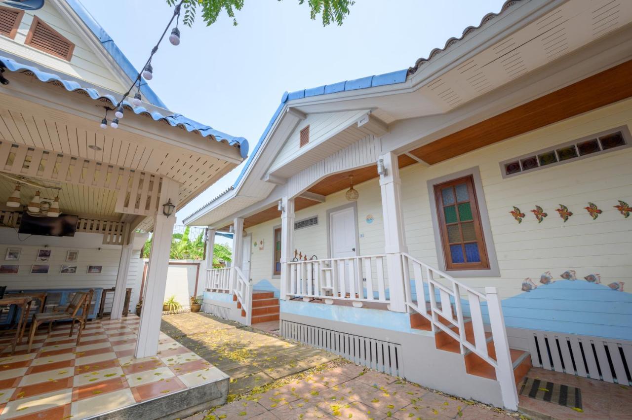 Halo Sea Koh Larn Hotel Pattaya Exterior photo