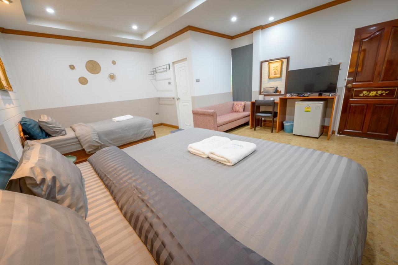 Halo Sea Koh Larn Hotel Pattaya Exterior photo